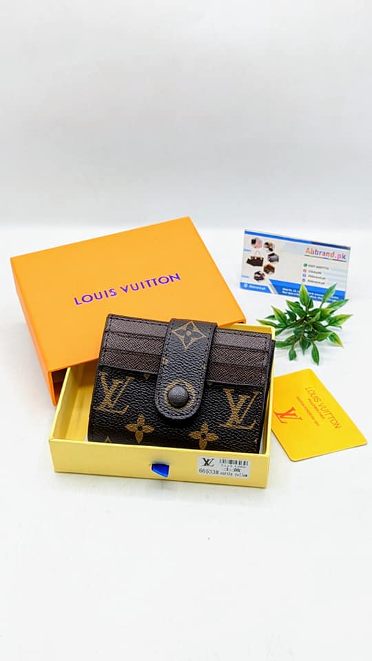 BUTTON CardHolder 4