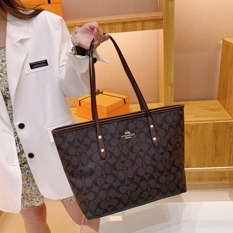 MASTER Tote 6