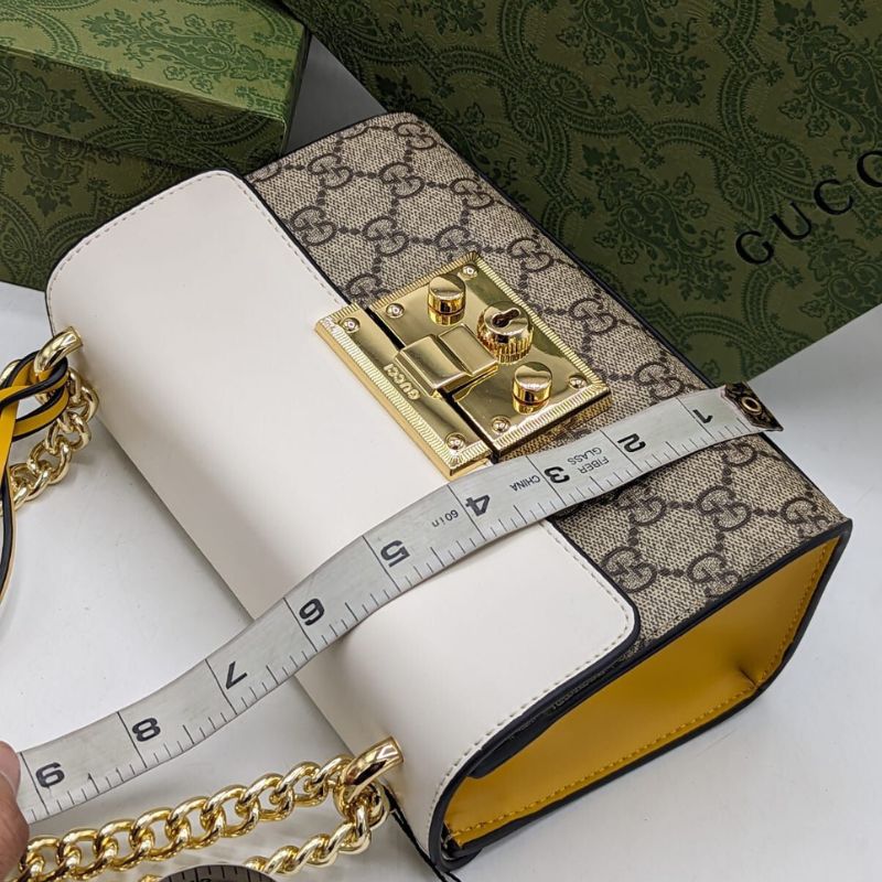 CONTRAST CrossBody 3