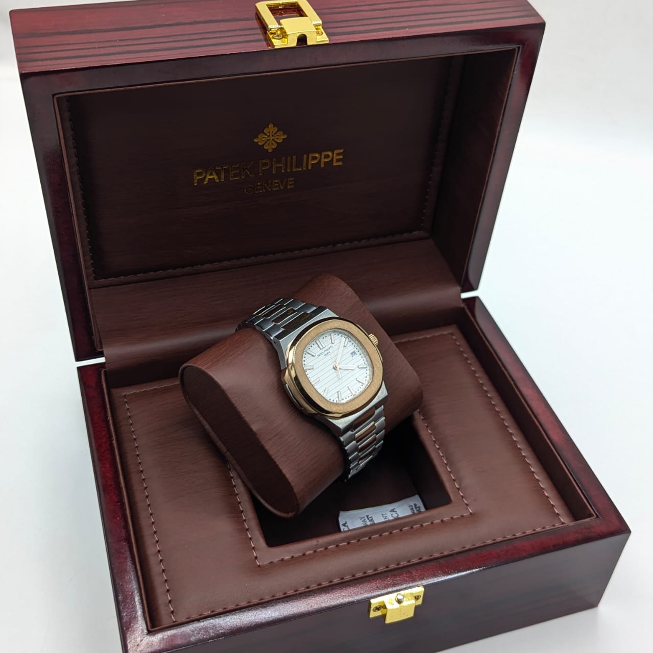 GOLD & SILVER 5711 2