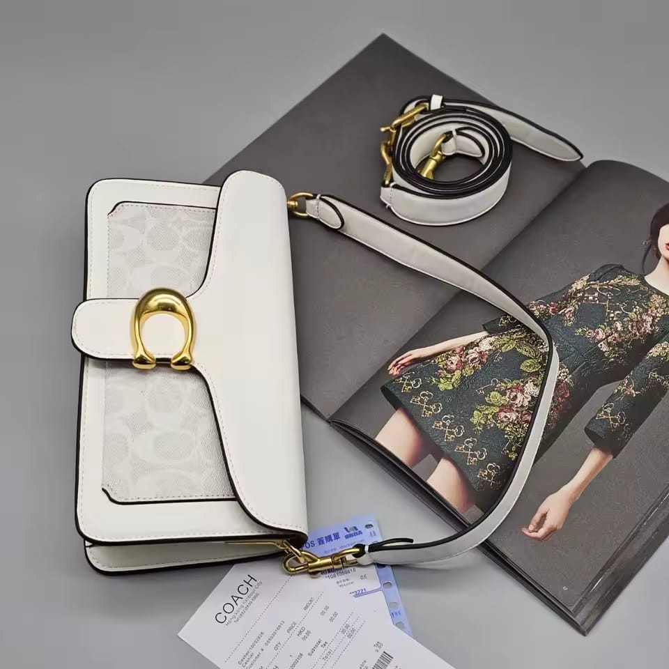 SIGNATURE CrossBody 7