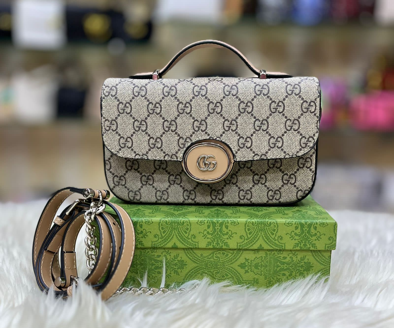 BOX CrossBody