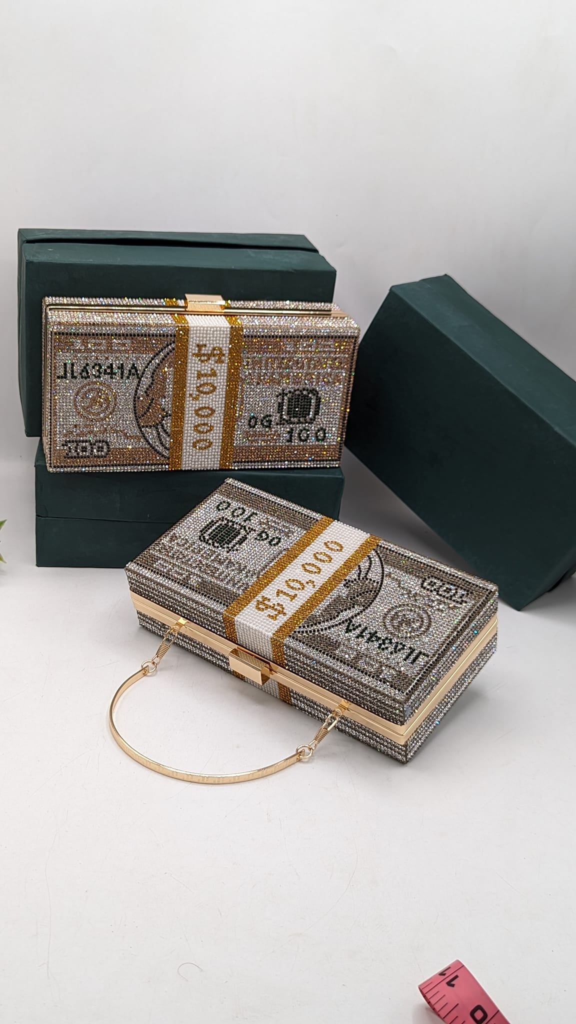 DOLLAR Clutch