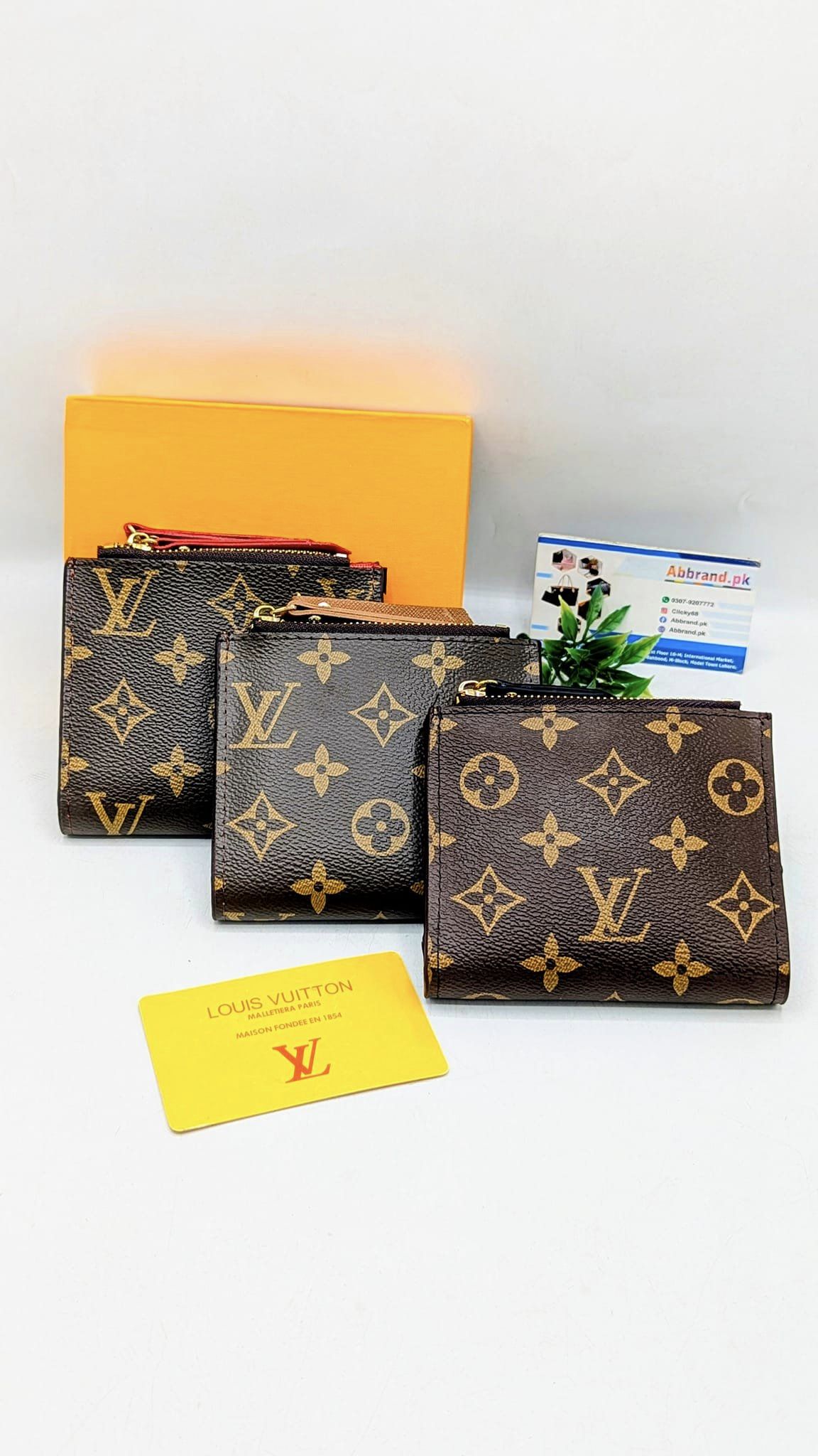 ZIP PATTERN Wallets