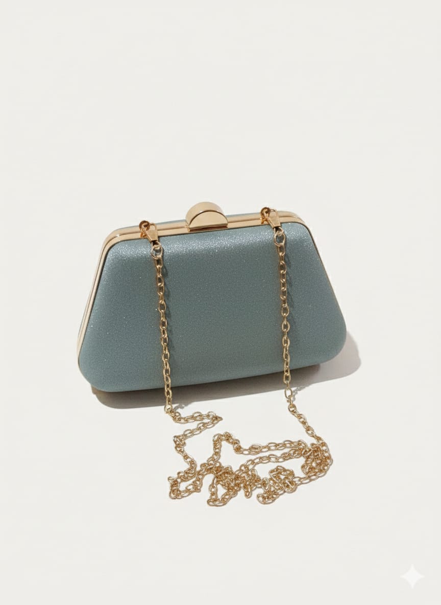 STUNNING Clutch