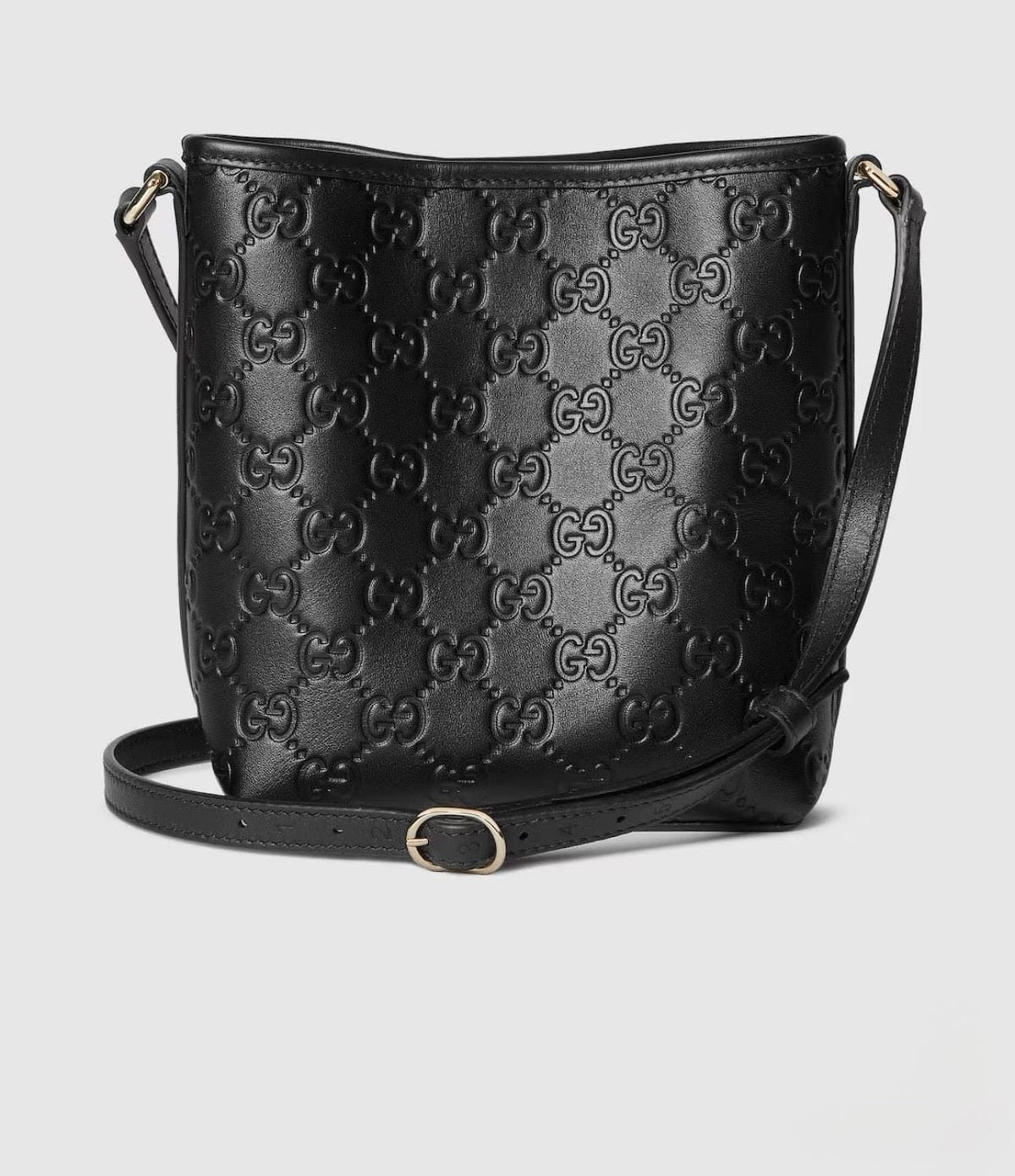 GG Emblem Nano Bucket Bag 3