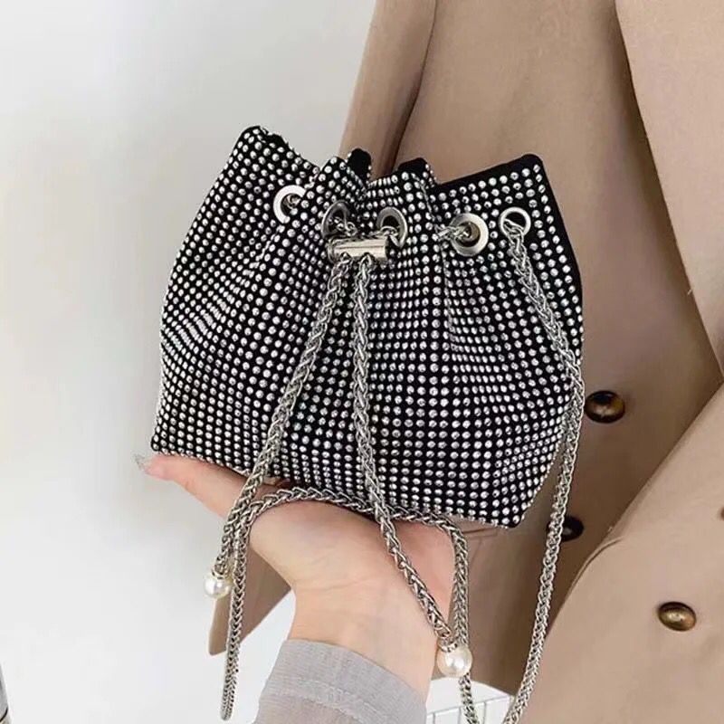 METALLIC Zorcon Pouch