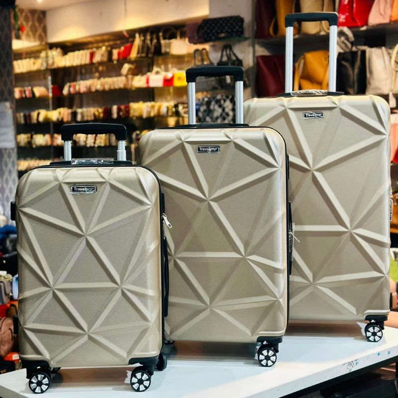 LUXURY Trolleys 3