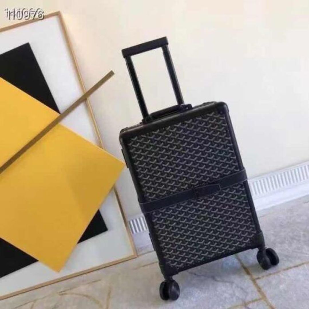 LUXURIOUS Suitcase