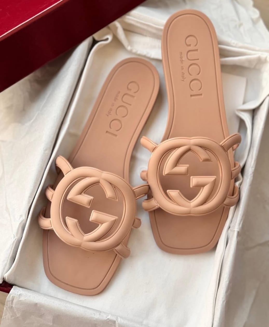BRANDED Sliders