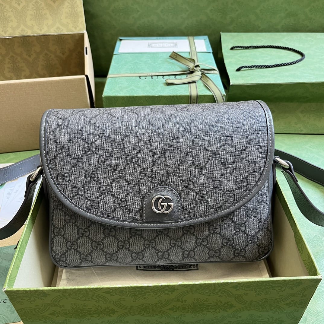 SOPHISTICATED CrossBody 1
