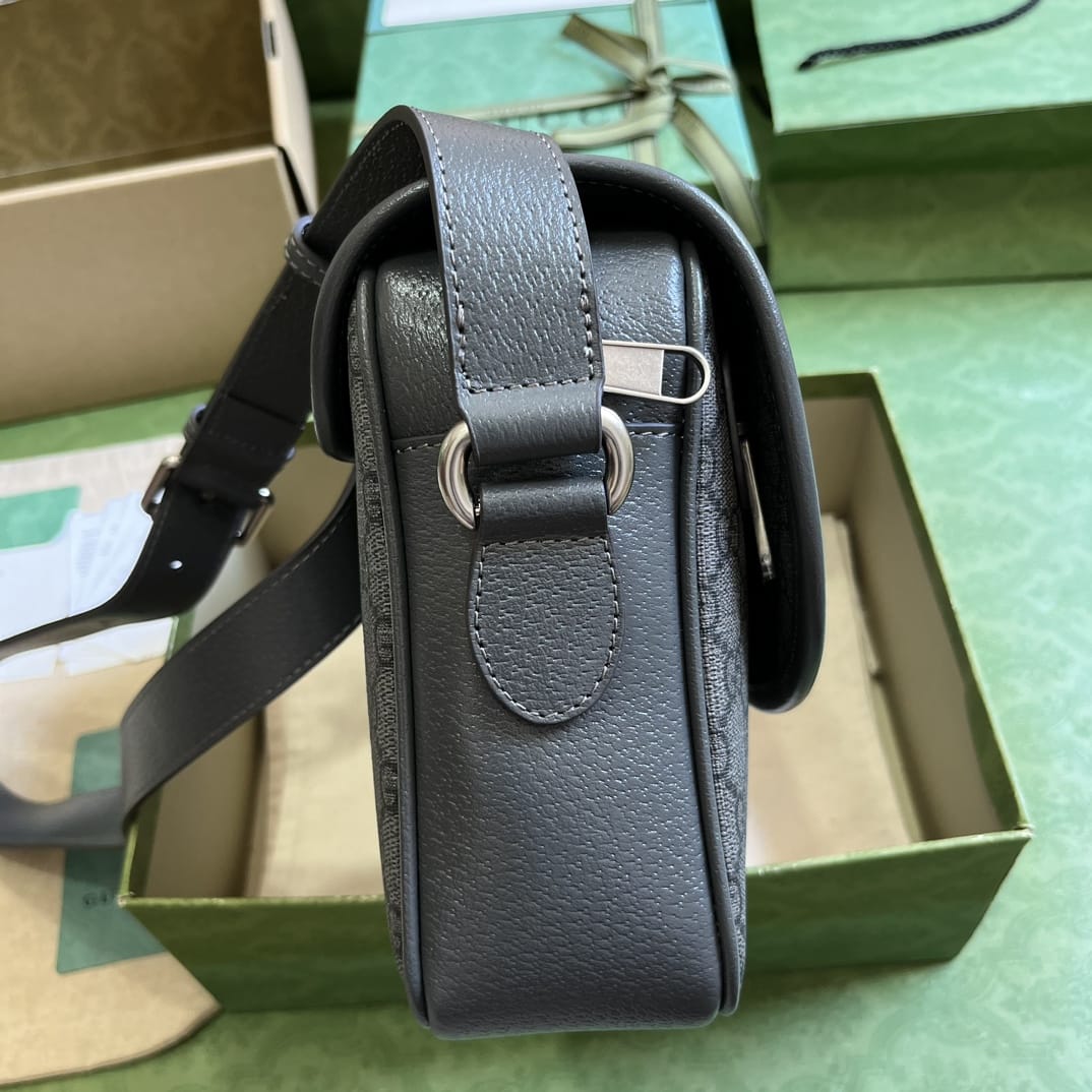 SOPHISTICATED CrossBody 3