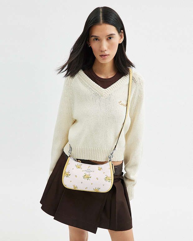 COACH-Tarry Floral Print 4