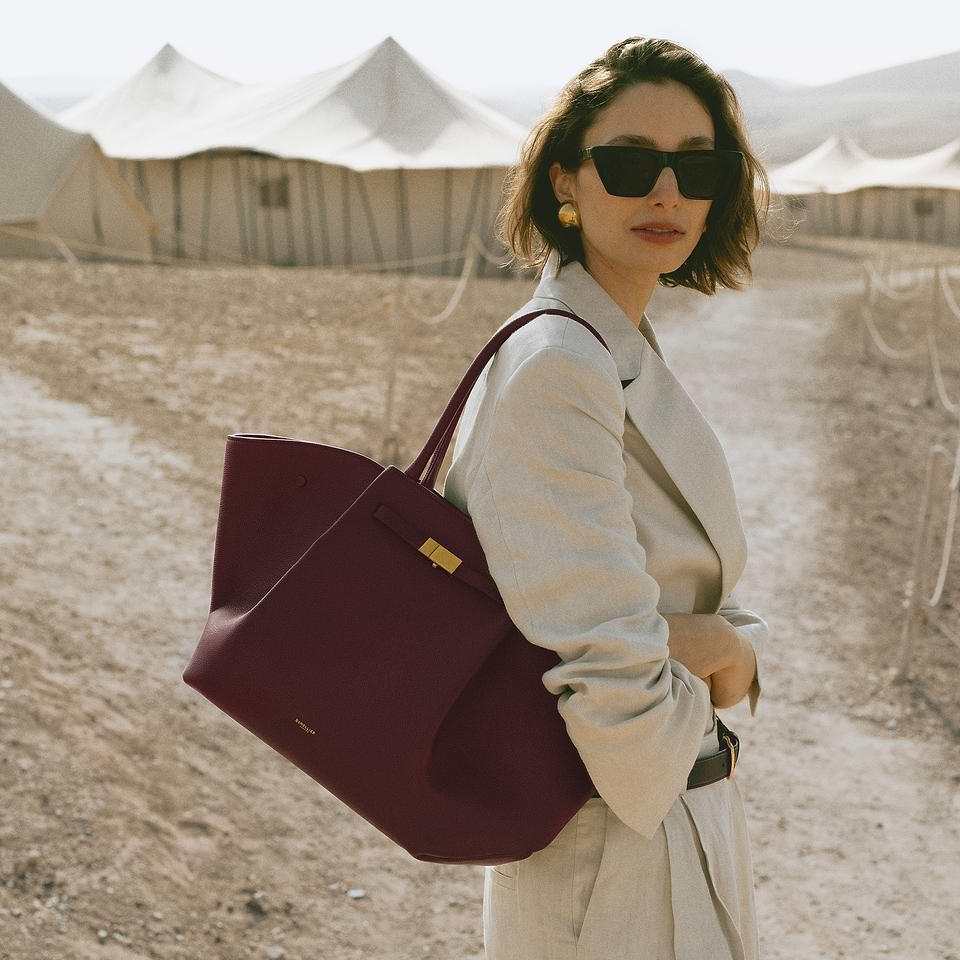 DeMaller-The New York 9