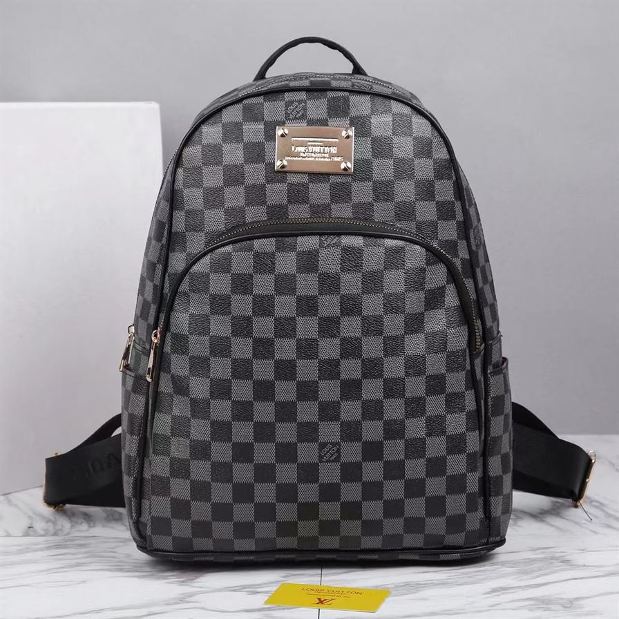 LOUIS VUITTON-Bag Pack