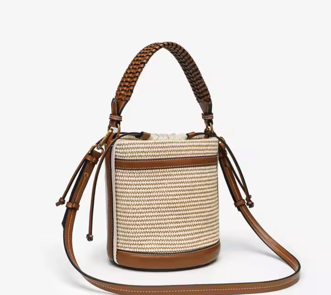 Zara Bucket 3