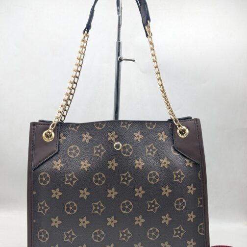 VERSATILE Tote - Image 5